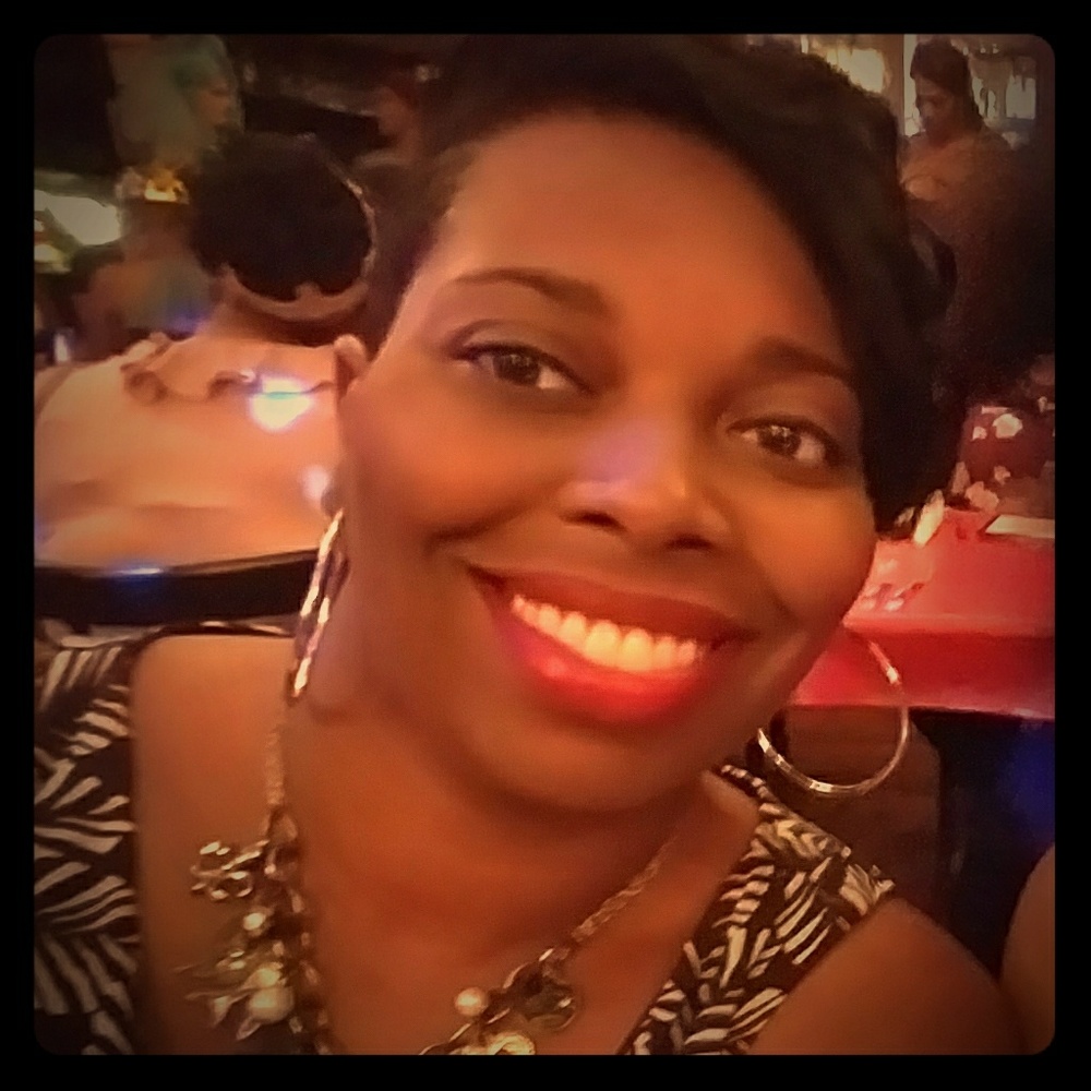 Meet your Posher, Angela